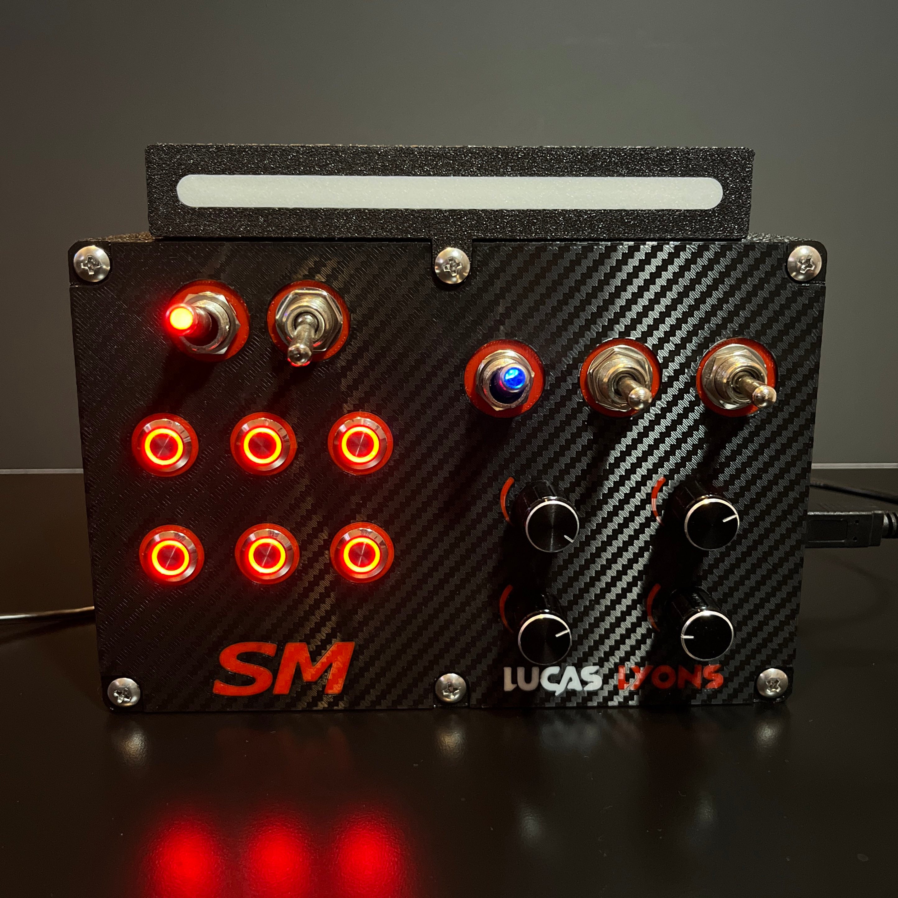 SM-Racing Products BB02-Button Box with LM11-Light Bar